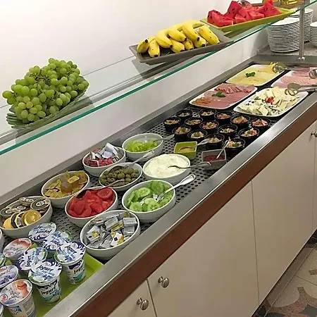 Parkhotel Forest 마리안스케 라즈네